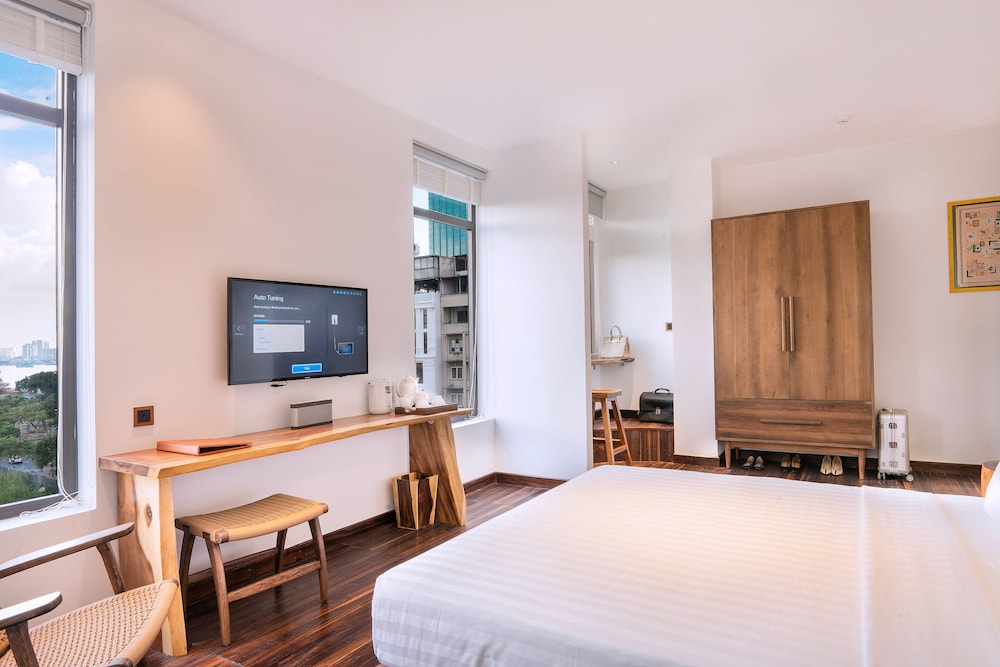 sky gem central hotel