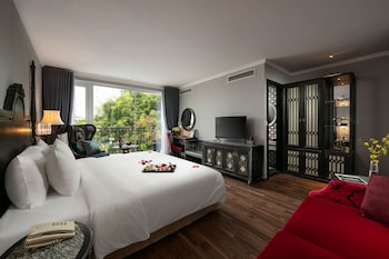 shining central hotel and spa