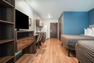 woodspring suites naples west