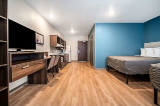 woodspring suites naples west