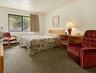 Super 8 By Wyndham Houghton,Hancock>>Baraga,2 star