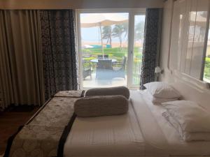 hotel holiday resort