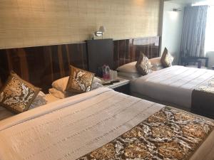 hotel holiday resort