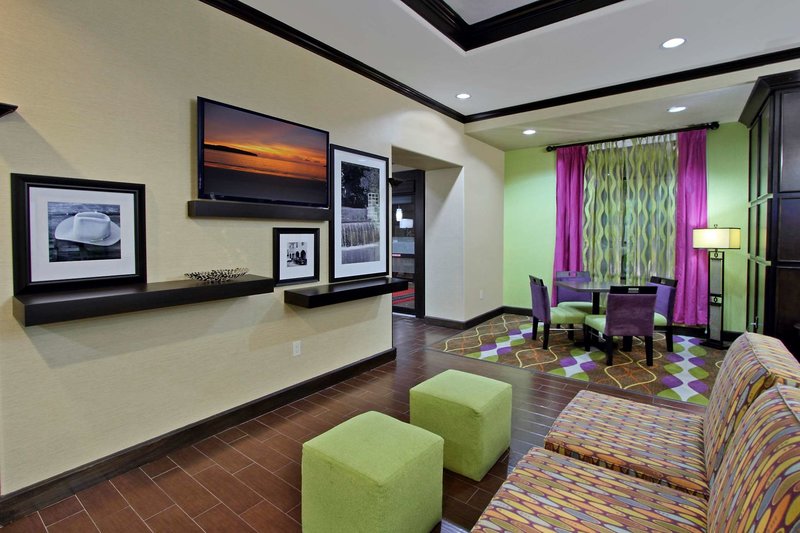 hampton inn beeville