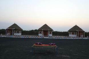 banni village stay
