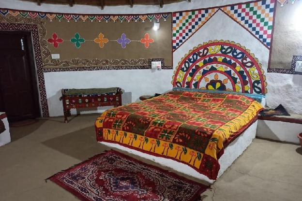 banni village stay