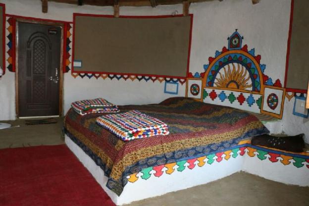 banni village stay