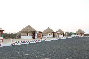 banni village stay