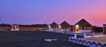 banni village stay