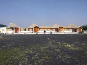 banni village stay