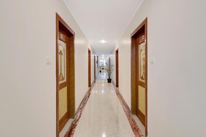 capital o 11148 amethyst business hotel