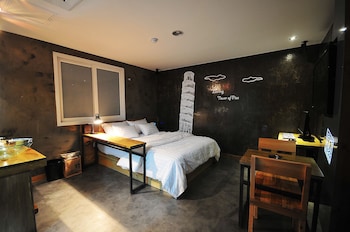 7 motel