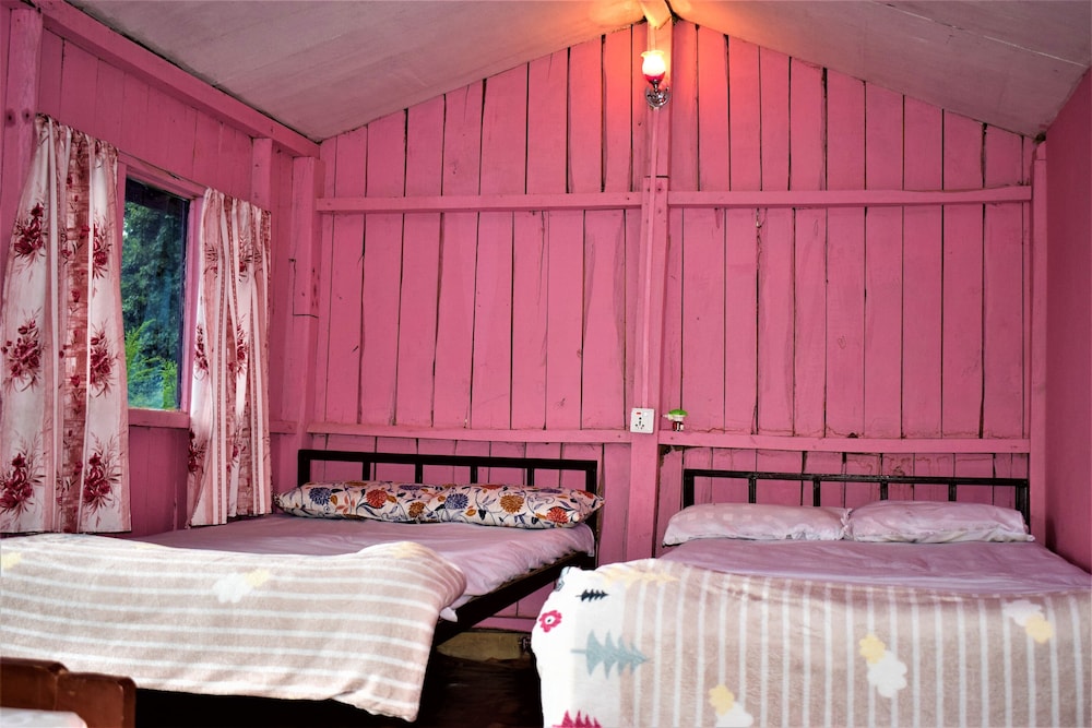 jungle crown organic homestay