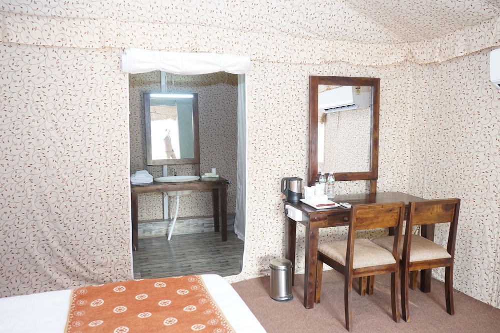 praveg tent city narmada statue of unity