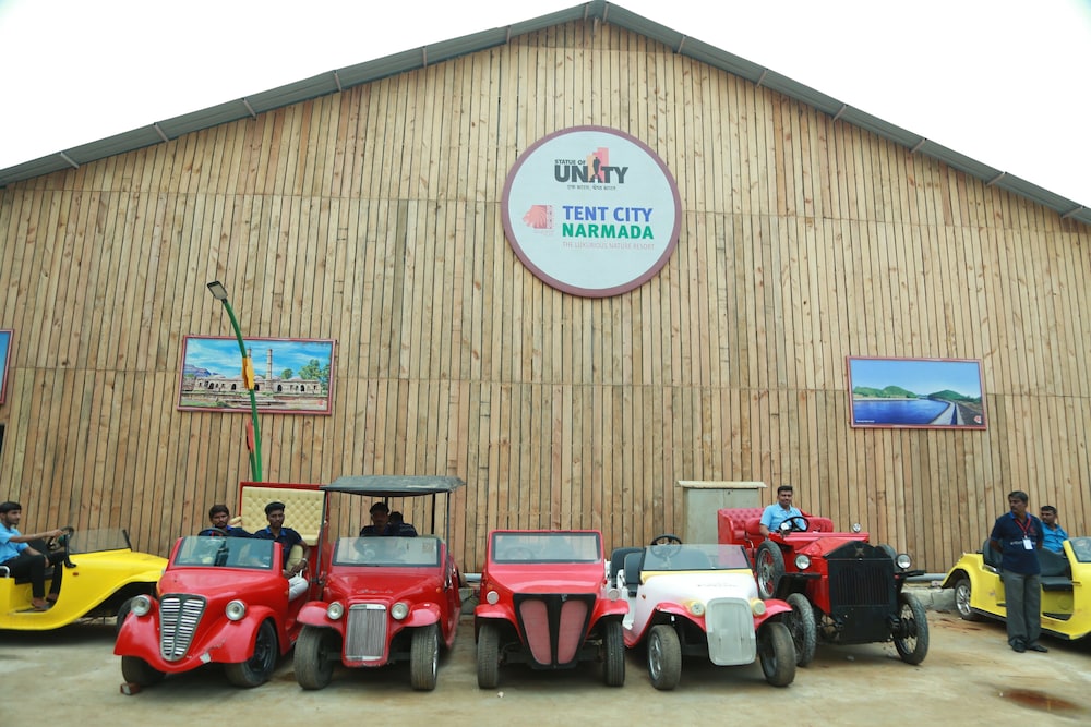 praveg tent city narmada statue of unity
