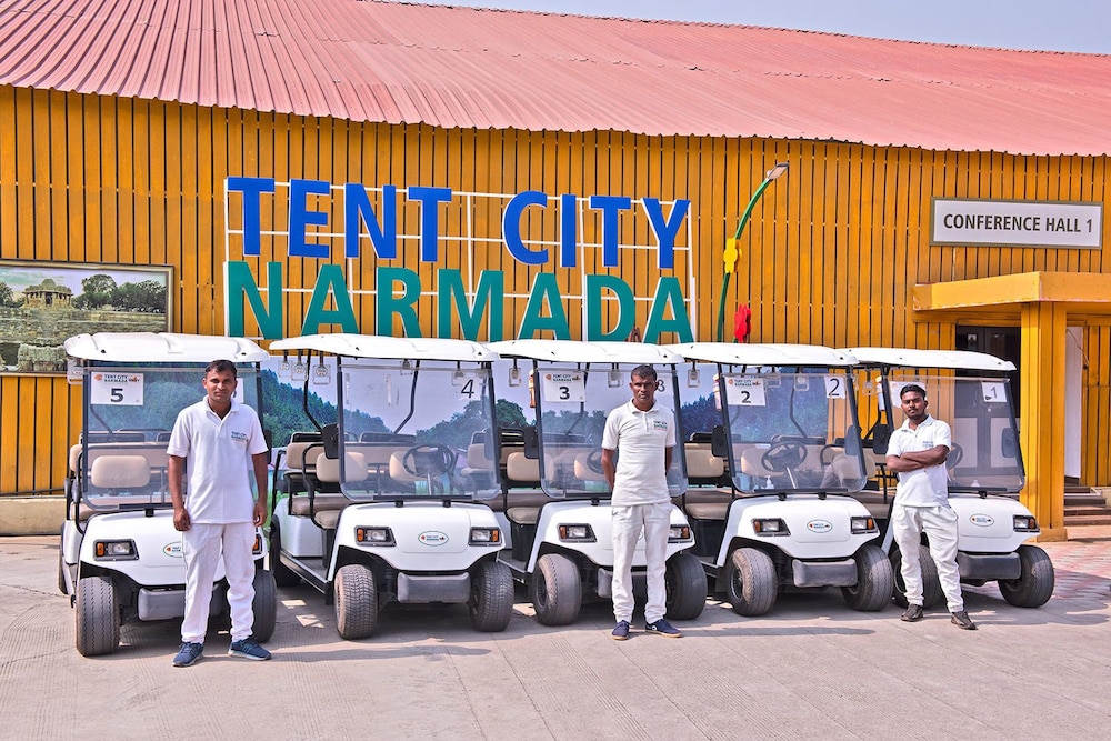 praveg tent city narmada statue of unity