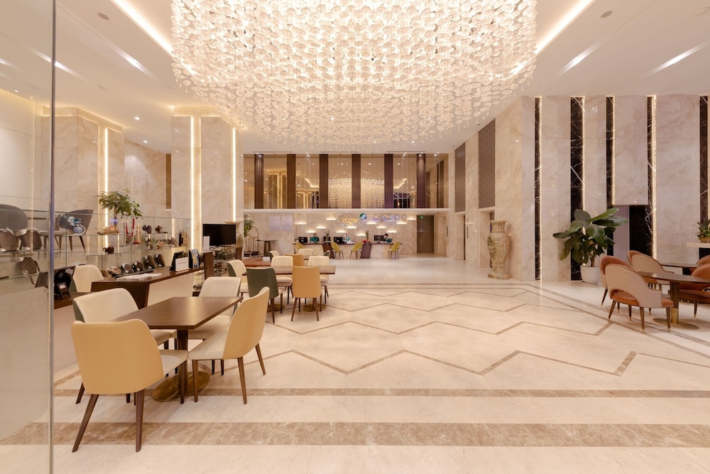 green beach hotel nha trang
