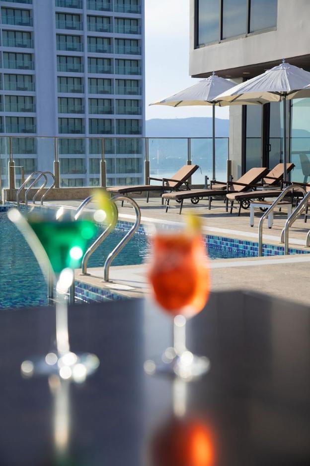 green beach hotel nha trang