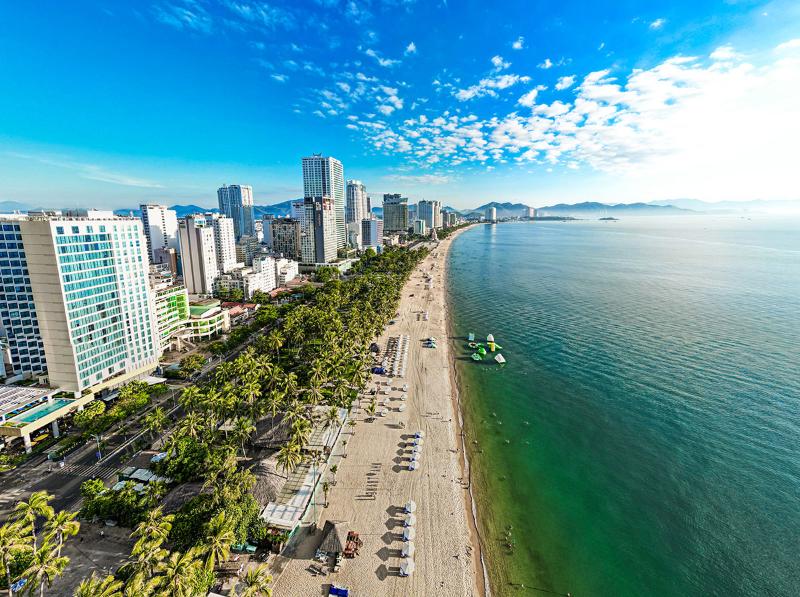 Green Beach Hotel Nha Trang,1/32 Tran Quang Khai Loc Tho Nha Trang Khanh Hoa,5 star