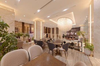 green beach hotel nha trang