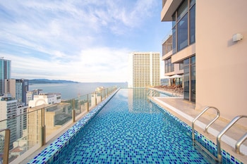 green beach hotel nha trang