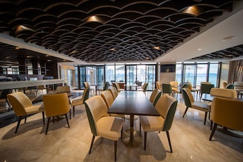 green beach hotel nha trang