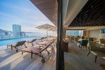 green beach hotel nha trang