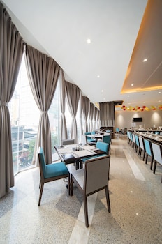 green beach hotel nha trang