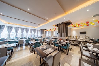 green beach hotel nha trang