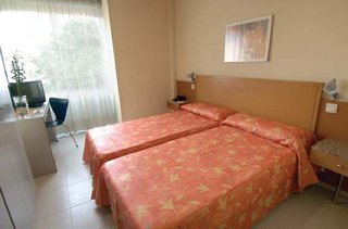 Hostal Lami,Esplugues De Llobregat>>Barcelona,2 star