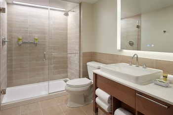 element toronto airport