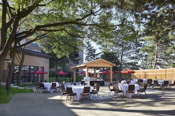 element toronto airport