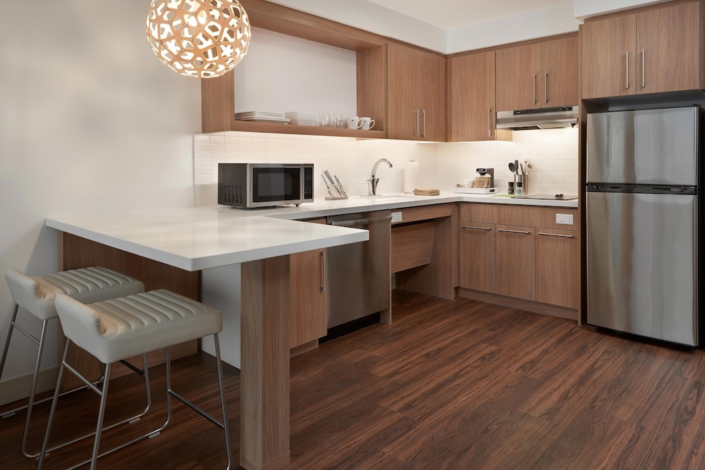 element toronto airport