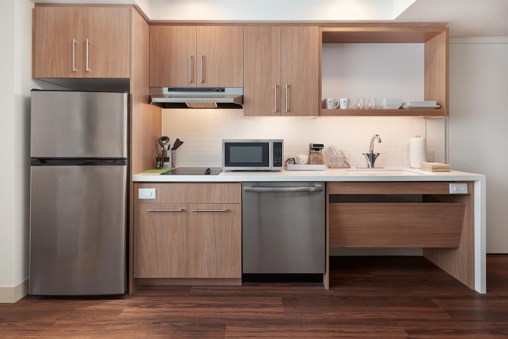 element toronto airport