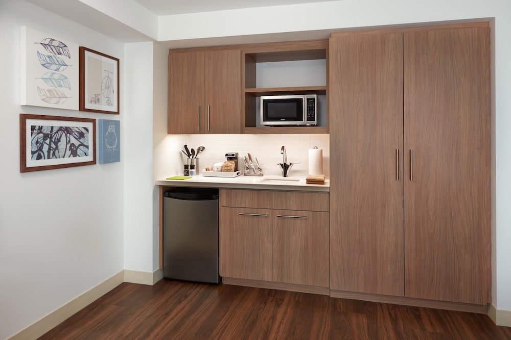 element toronto airport