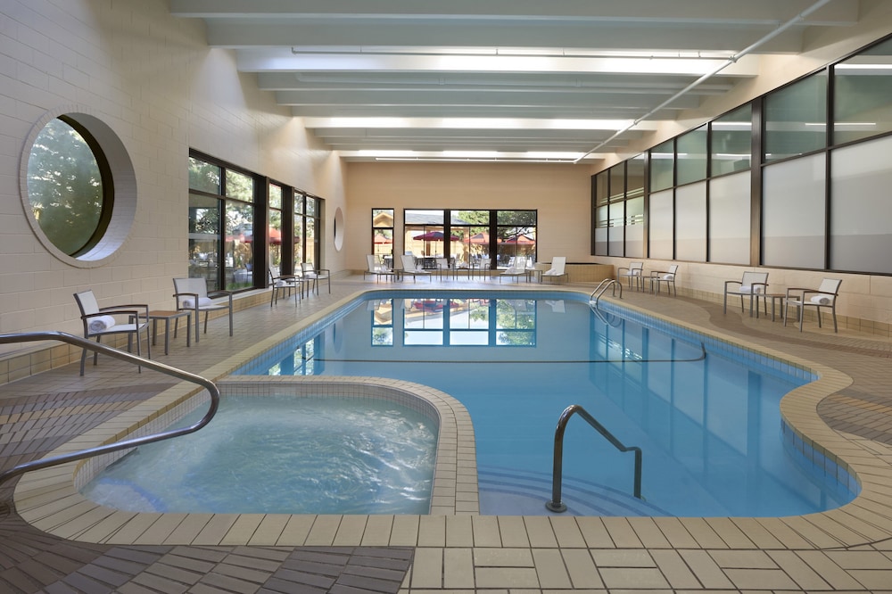 element toronto airport