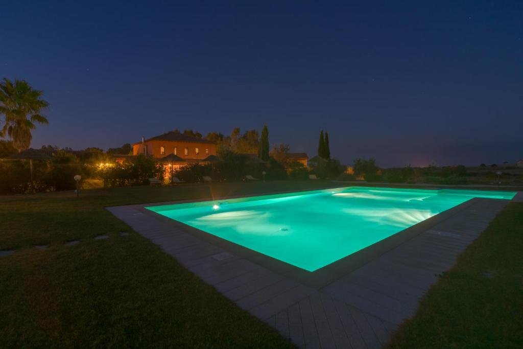 janas country resort