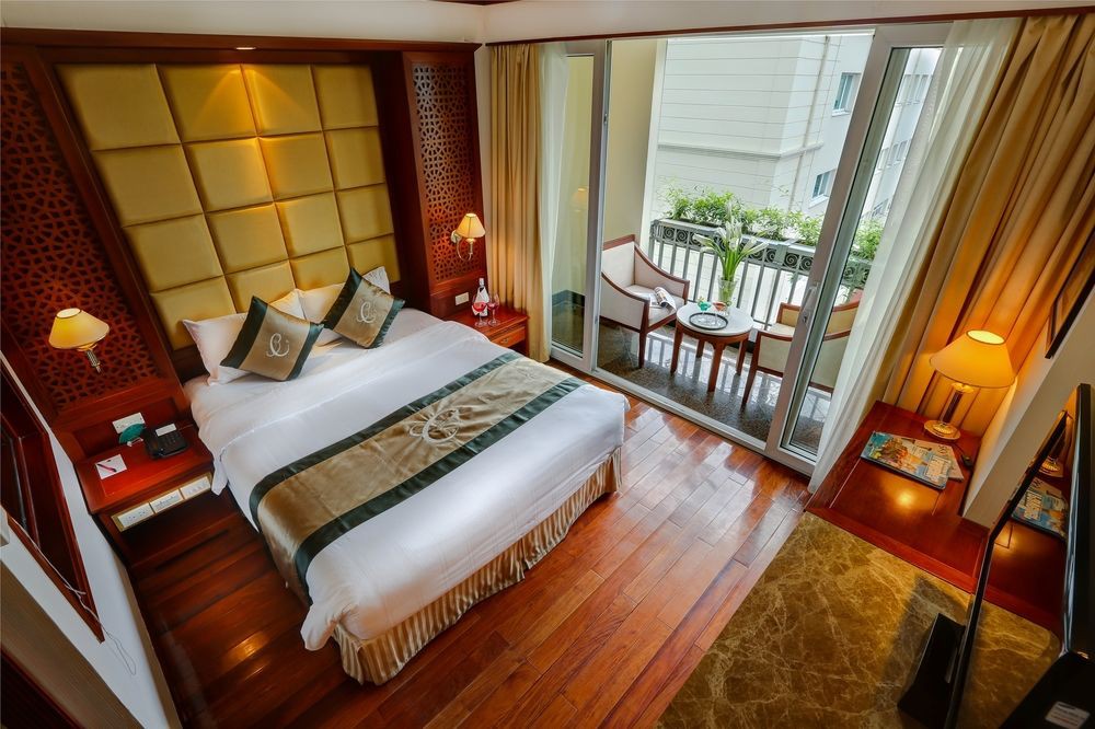 conifer boutique hotel