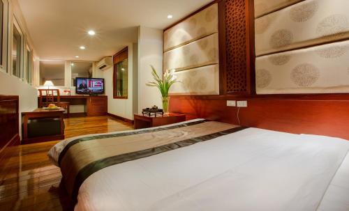 conifer boutique hotel