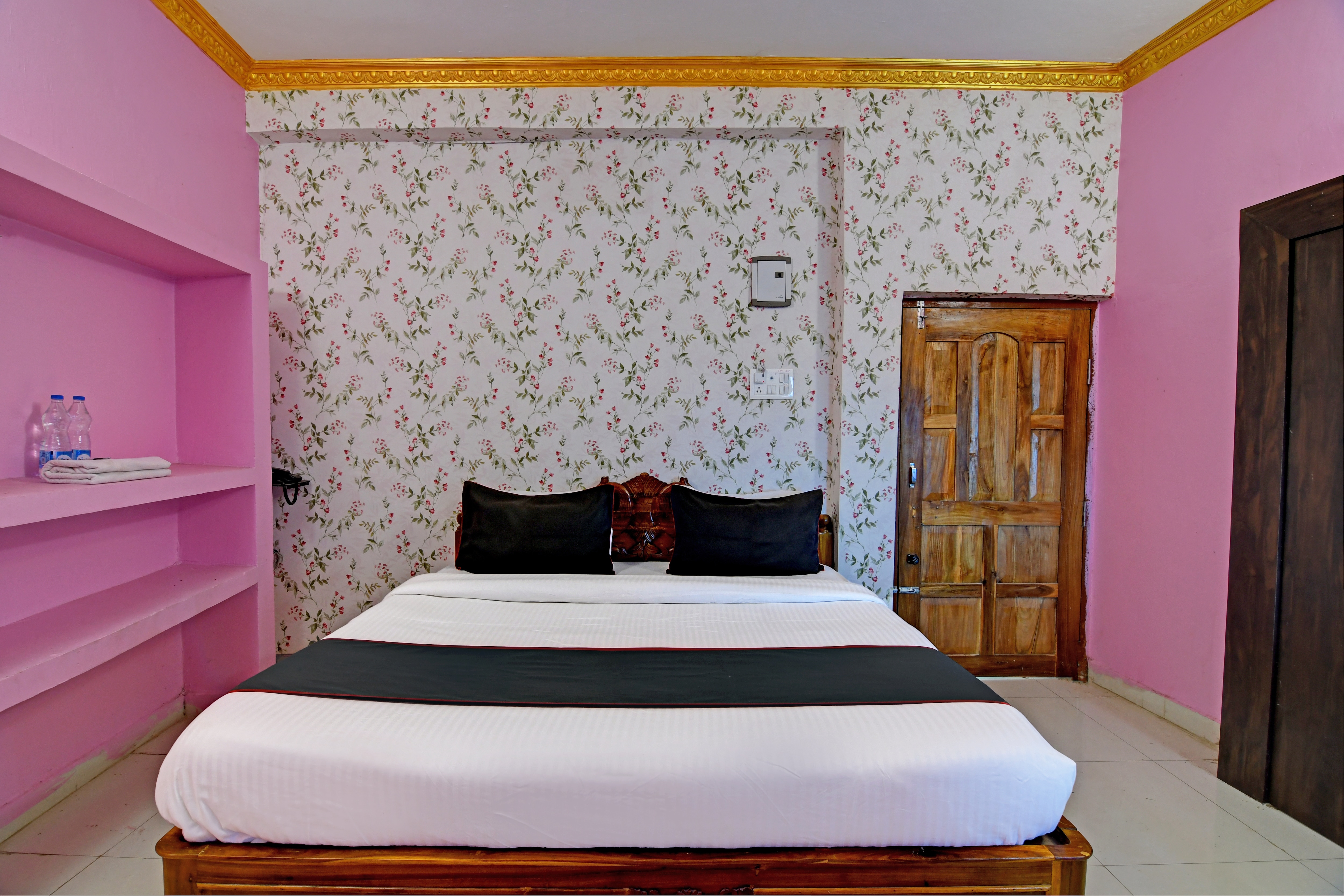 hotel o sri govinda