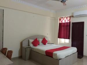 staymaker srinivasa residency