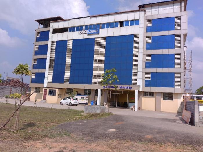 staymaker srinivasa residency