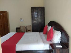 staymaker srinivasa residency