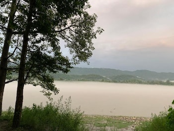 ganga yog retreat by yog gurukul