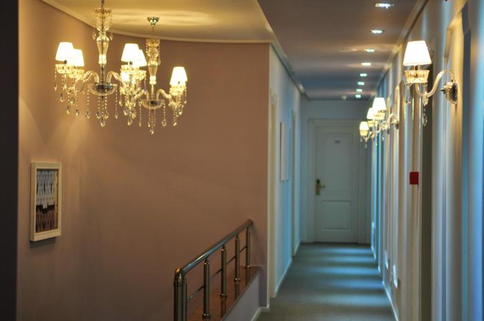 golden city hotel tirana