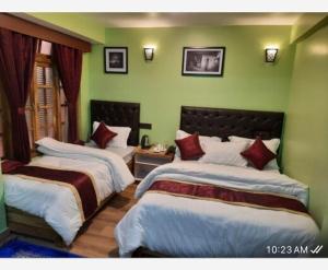 darjeeling iqra explore hills