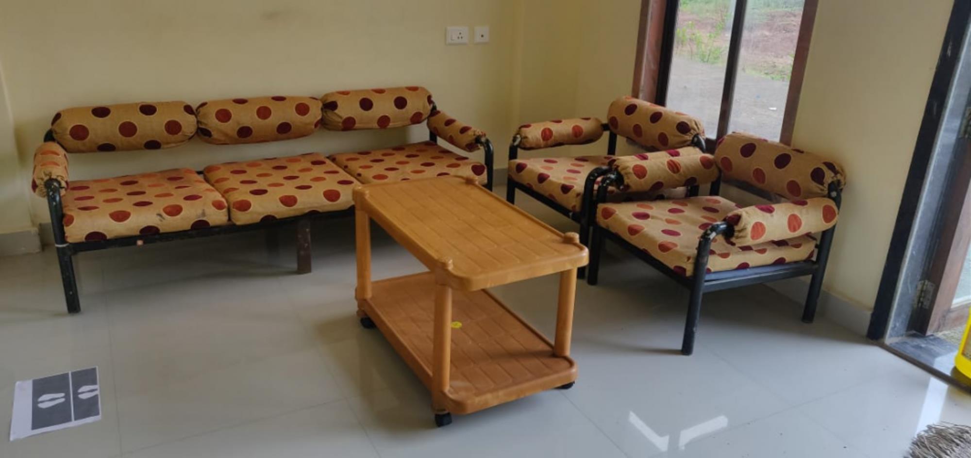 the shelars royal inn