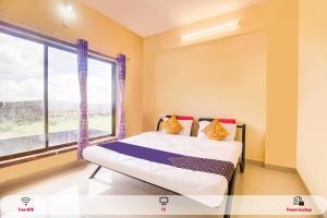 the shelars royal inn