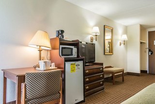 Rodeway Inn,Dubois>>Brookville,2 star