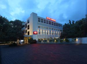 Hotel Samudra,Kottur Bridge Sreekandapuram Post Office Kannur 670631,3 star